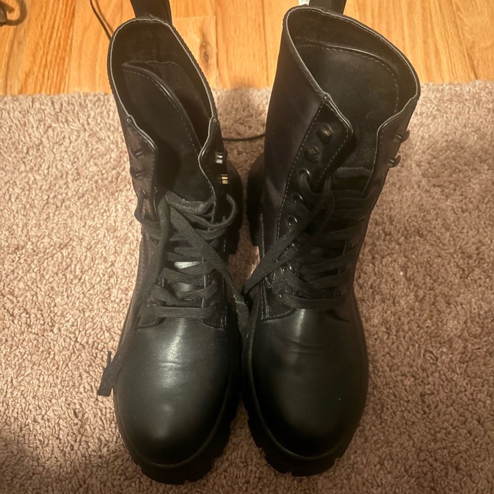 Black Ankle Boots for Women